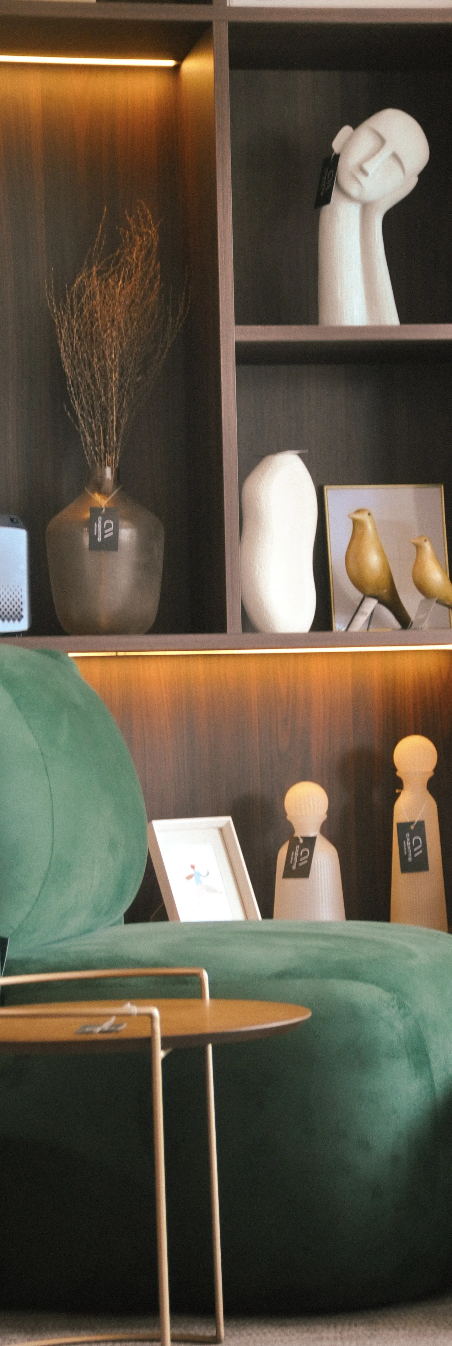 Composição de decoração com curadoria Cazatto
