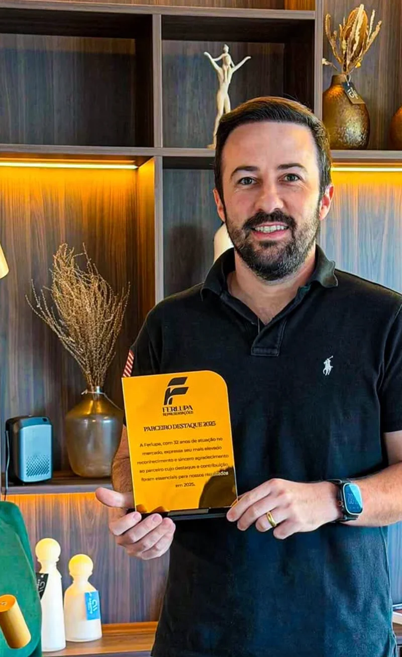 Thiago Cazatto, Fundador da Cazatto Móveis